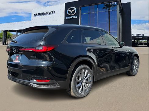 New 2026 MAZDA CX-90 3.3 Turbo w/ Preferred Package image 6