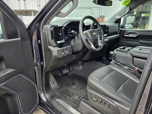 Used 2024 Chevrolet Silverado 2500 LTZ image 20