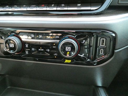 Certified 2025 Chevrolet Silverado 1500 RST image 30