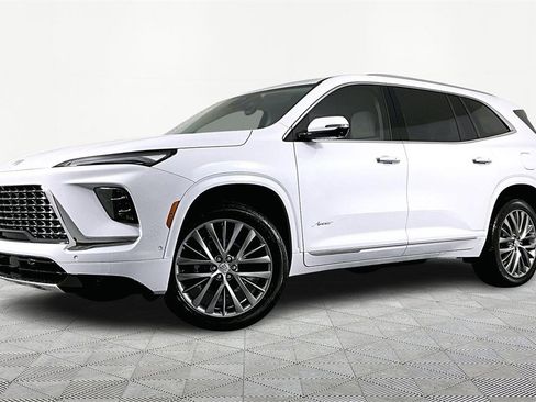 New 2026 Buick Enclave Avenir w/ Super Cruise Package image 1