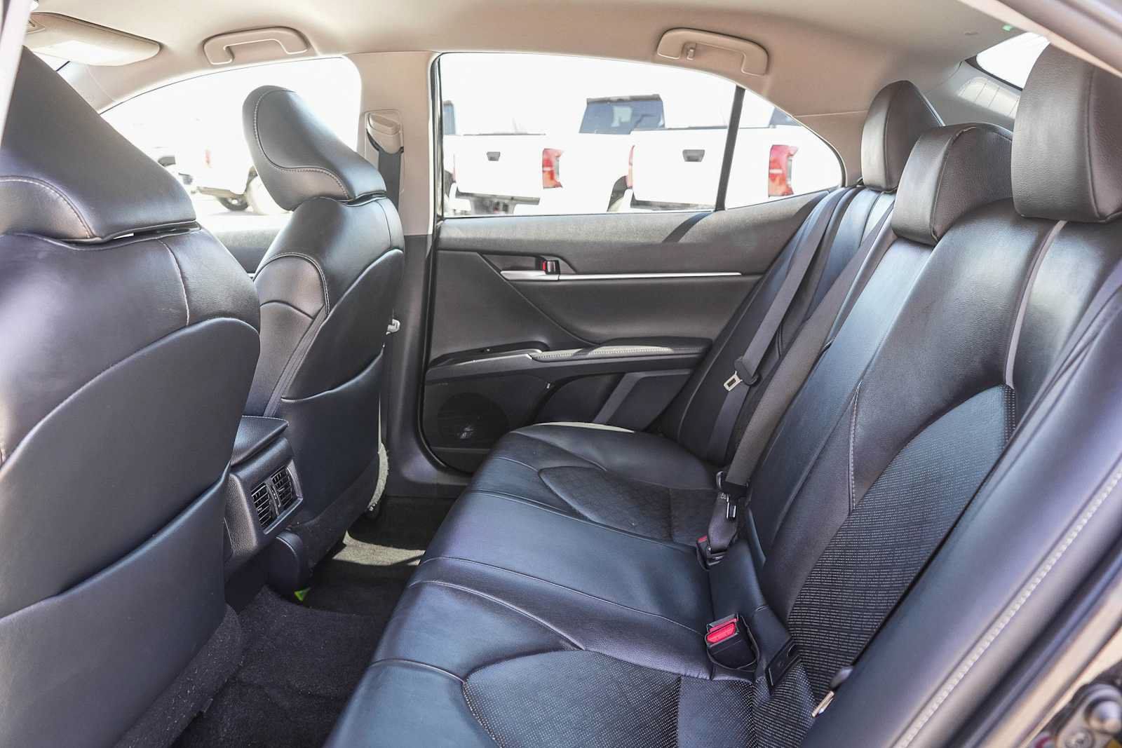 Used 2019 Toyota Camry XSE w/ Carpet Mat Package FWD image 18
