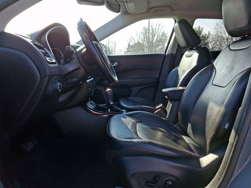 Used 2021 Jeep Compass Limited image 14