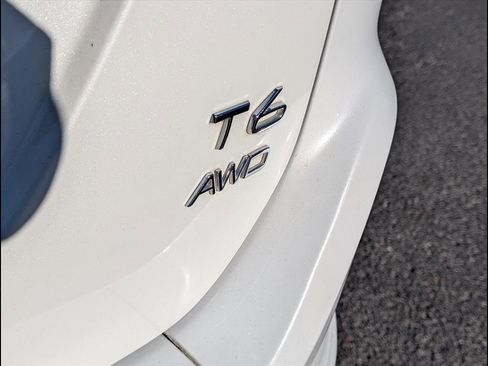 Used 2017 Volvo XC60 T6 Dynamic w/ Preferred Option Package image 20