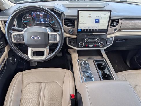 Used 2023 Ford Expedition Max Limited image 10