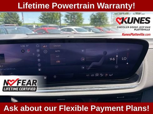 Used 2024 Buick Envision Preferred AWD/4WD image 32