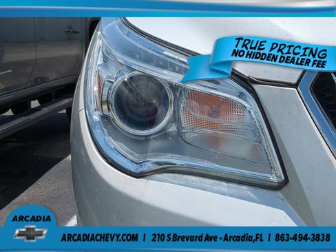 Used 2017 Buick Enclave Premium w/ Experience Buick Package FWD image 8