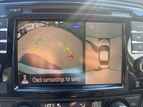 Used 2021 Nissan Maxima Platinum FWD image 16