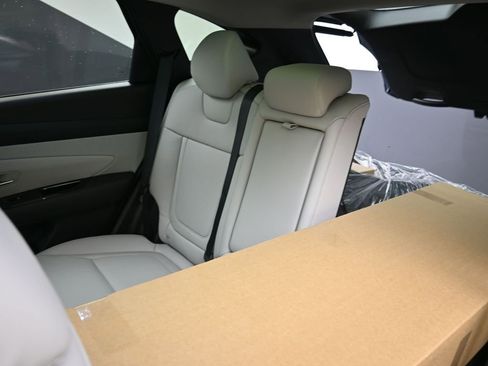 New 2026 Hyundai Tucson Limited image 21