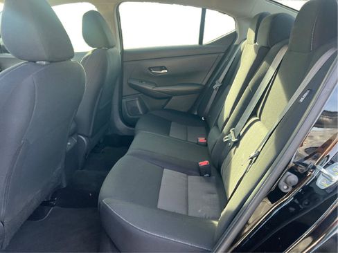 Used 2022 Nissan Sentra SV w/ Lighting Package image 11