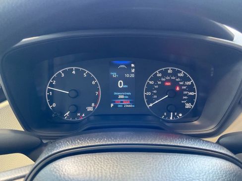 Used 2025 Toyota Corolla LE image 14