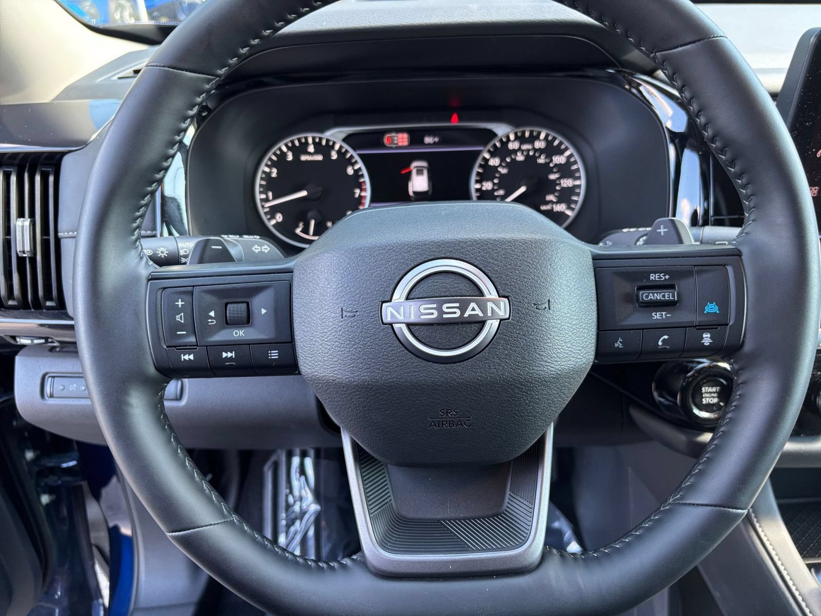 Used 2026 Nissan Pathfinder SV FWD image 27
