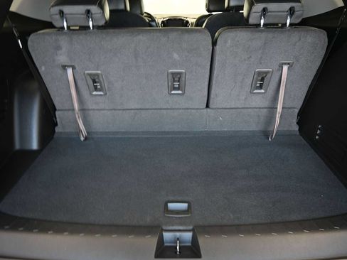 Used 2019 Chevrolet Traverse Premier w/ LPO, Blackout Package AWD/4WD image 29