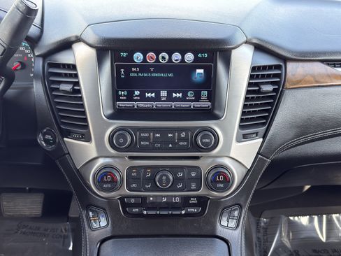 Certified 2019 GMC Yukon XL Denali w/ Open Road Package AWD/4WD image 37