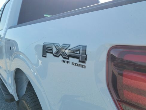 New 2025 Ford F150 Lariat w/ FX4 Off-Road Package image 8