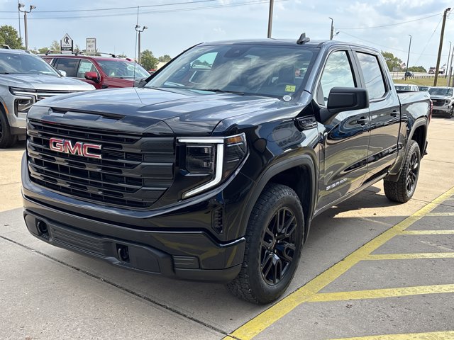 New 2026 GMC Sierra 1500 Pro w/ Graphite Edition AWD/4WD image 7