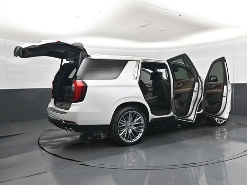 Used 2025 GMC Yukon Denali Ultimate AWD/4WD image 58