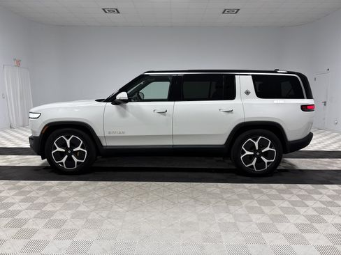 Used 2024 Rivian R1S Adventure AWD/4WD image 2
