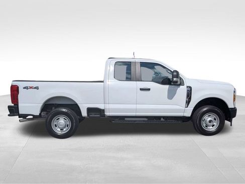 Used 2026 Ford F250 XL AWD/4WD image 3