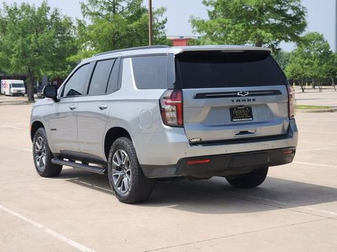 Used 2024 Chevrolet Tahoe Z71 w/ Luxury Package AWD/4WD image 7