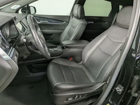 Certified 2023 Cadillac XT5 Premium Luxury w/ LPO, Floor Liner Package FWD image 16