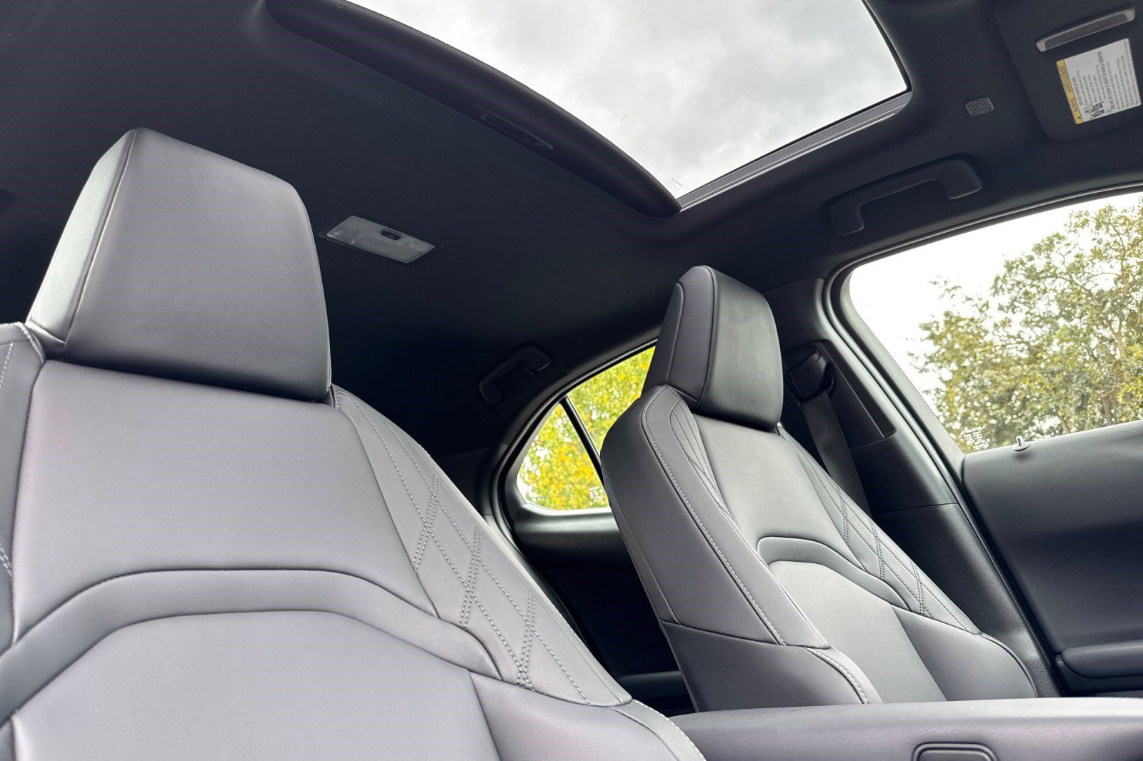 Certified 2026 Lexus UX 300h FWD w/ Accessory Package (Z1) image 21