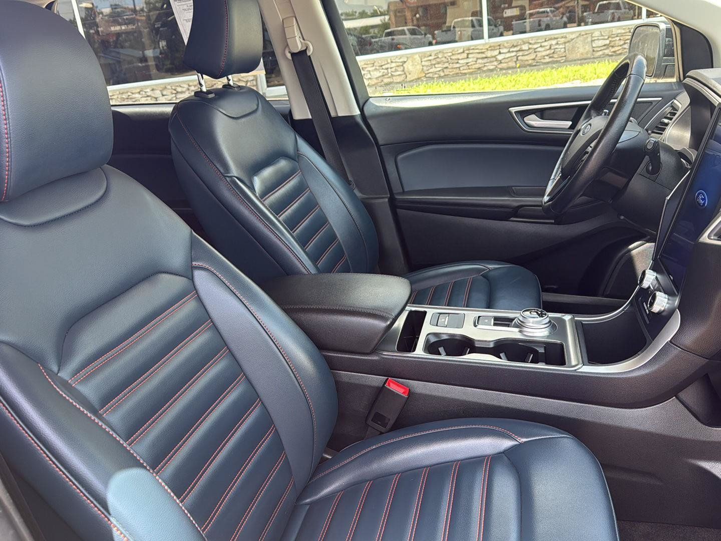 Used 2023 Ford Edge SEL w/ Sport Appearance Package AWD/4WD image 13