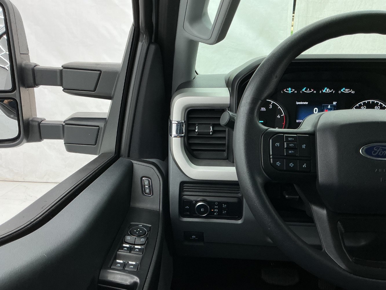 Used 2023 Ford F350 XL AWD/4WD image 34