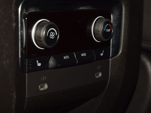 Used 2023 Chevrolet Tahoe High Country AWD/4WD image 42