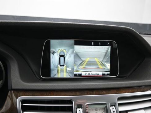 Used 2015 Mercedes-Benz E 350 4MATIC Wagon image 18