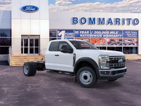New 2026 Ford F450 XL w/ XL Chrome Package RWD image 7