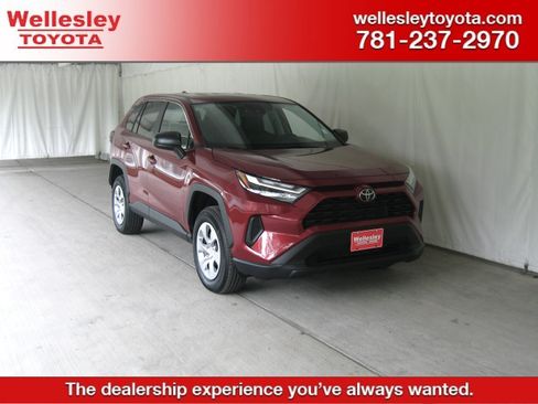 Used 2023 Toyota RAV4 LE image 1