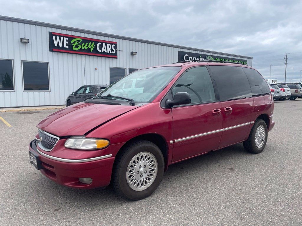 Used 1997 Chrysler Town & Country SX FWD image 6
