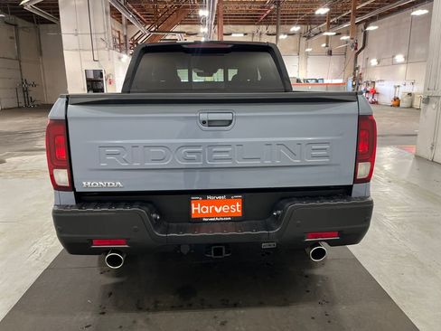 Certified 2025 Honda Ridgeline Black Edition image 7