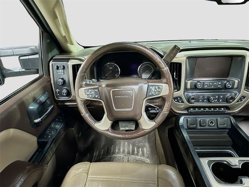 Used 2015 GMC Sierra 3500 Denali w/ Duramax Plus Package image 24