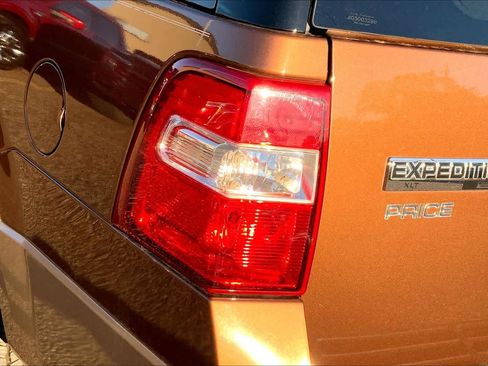 Used 2012 Ford Expedition EL XLT image 27