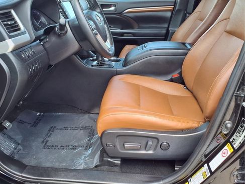 Used 2019 Toyota Highlander Limited Platinum w/ Protection Package #3 AWD/4WD image 15
