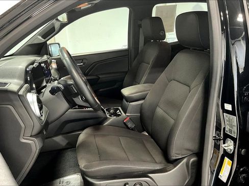 Used 2024 Chevrolet Colorado LT w/ LT Convenience Package II image 33