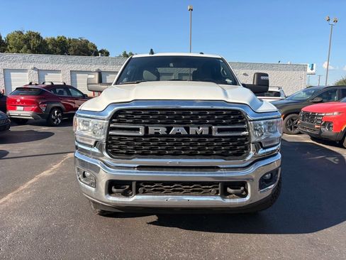 Used 2024 RAM 2500 Big Horn w/ Off Road Package AWD/4WD image 2