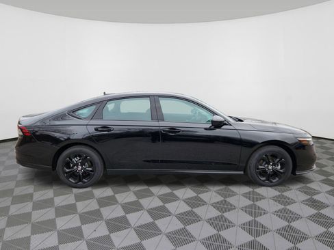 New 2025 Honda Accord SE image 6