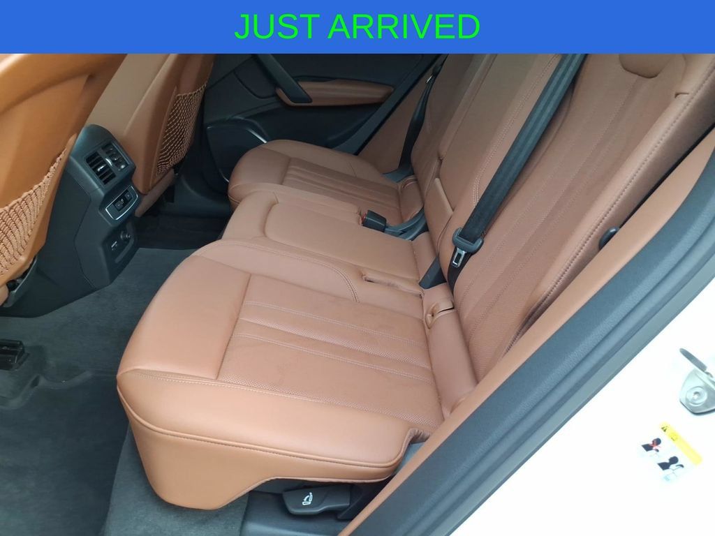 Used 2021 Audi Q5 2.0T Premium Plus w/ Premium Plus Package AWD/4WD image 8