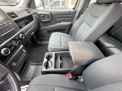 Used 2014 Honda Ridgeline Sport image 15