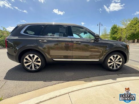 Used 2020 Kia Telluride EX w/ EX Premium Package AWD/4WD image 11