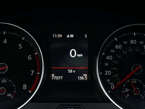 Used 2017 Volkswagen GTI Autobahn FWD image 30