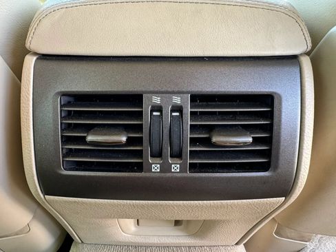 Used 2012 Lexus LS 460 w/ Luxury Value Edition RWD image 18