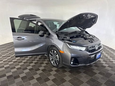 Certified 2025 Honda Odyssey Elite image 15