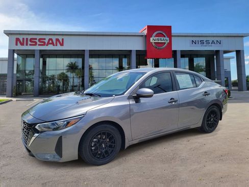 Certified 2024 Nissan Sentra S FWD image 9