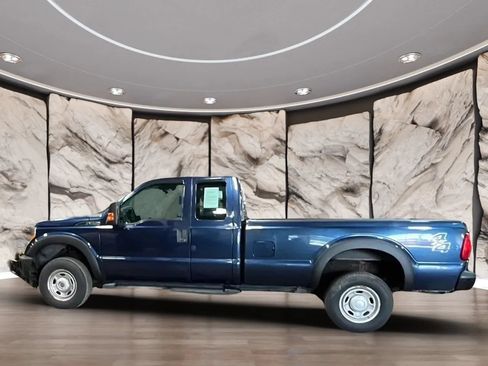 Used 2016 Ford F250 XL w/ Power Equipment Group AWD/4WD image 6