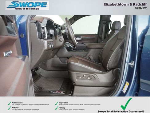 Used 2025 GMC Sierra 1500 Denali w/ Denali Reserve Package AWD/4WD image 9