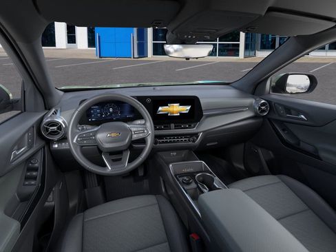 New 2026 Chevrolet Equinox LT w/ Convenience Package II image 18