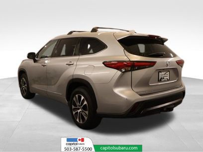 Used 2022 Toyota Highlander XLE
